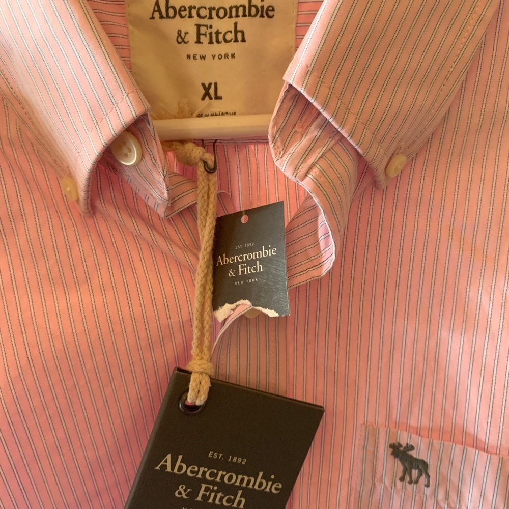 Abercombie button up - Picture 2 of 2